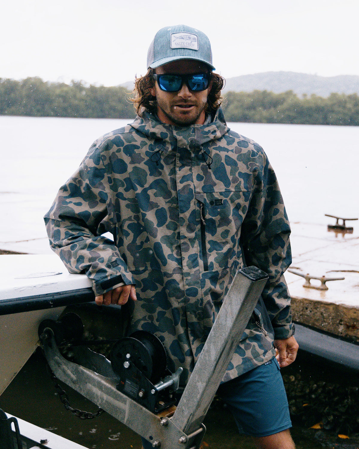 LONG RANGE JACKET - SAND CAMO | Salty Crew