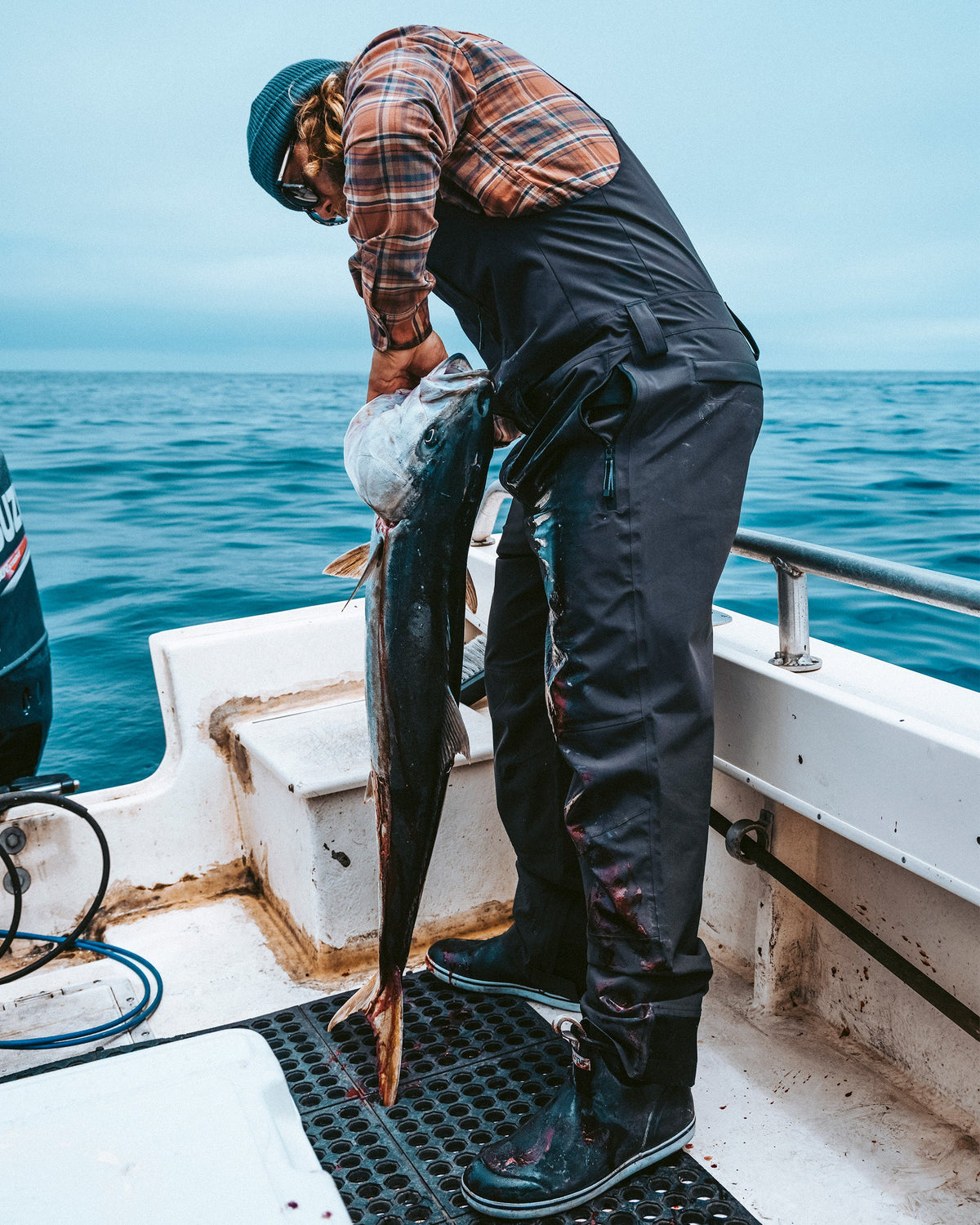 LONG RANGE TECH BIB - Black | Salty Crew