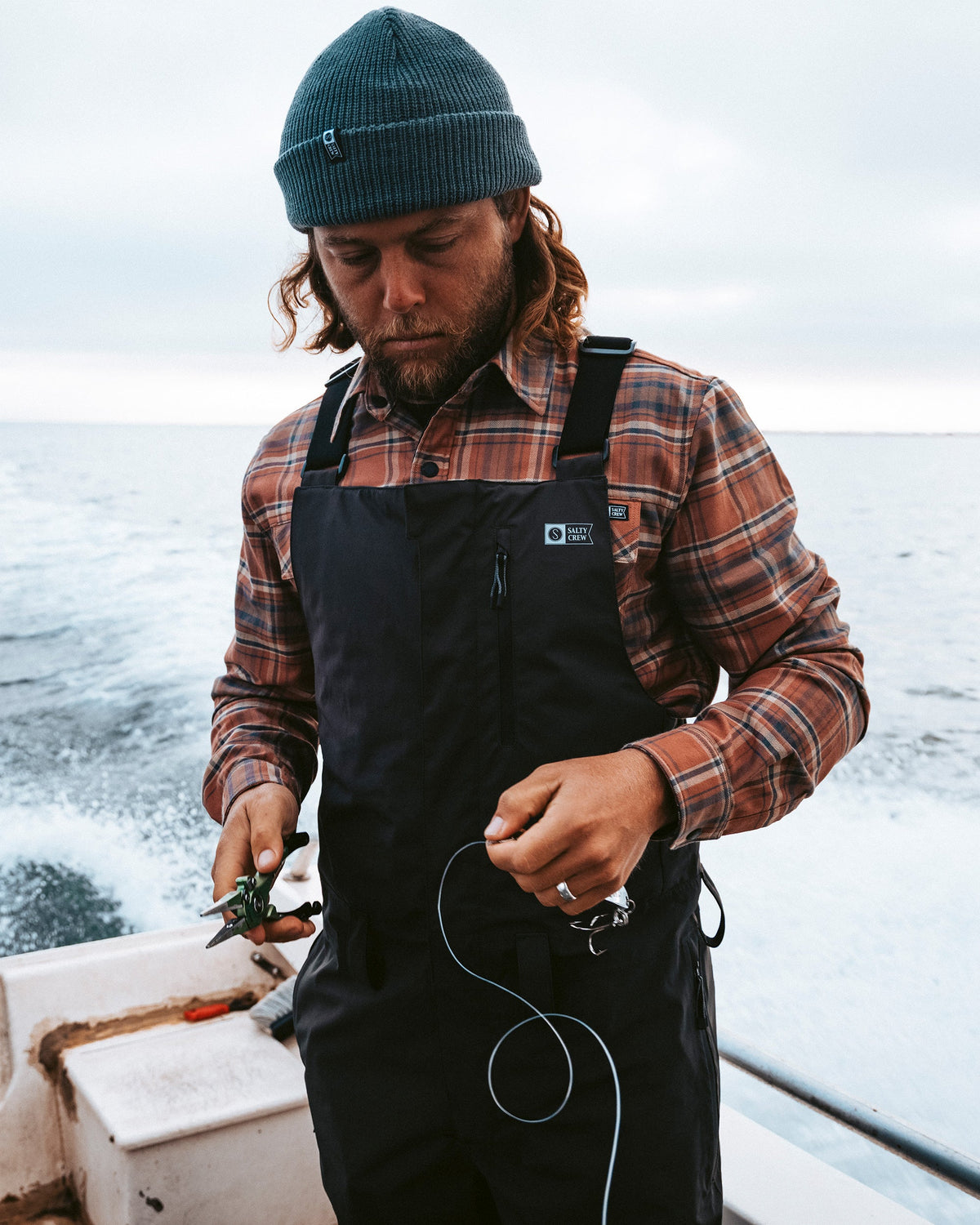 LONG RANGE TECH BIB - Black | Salty Crew