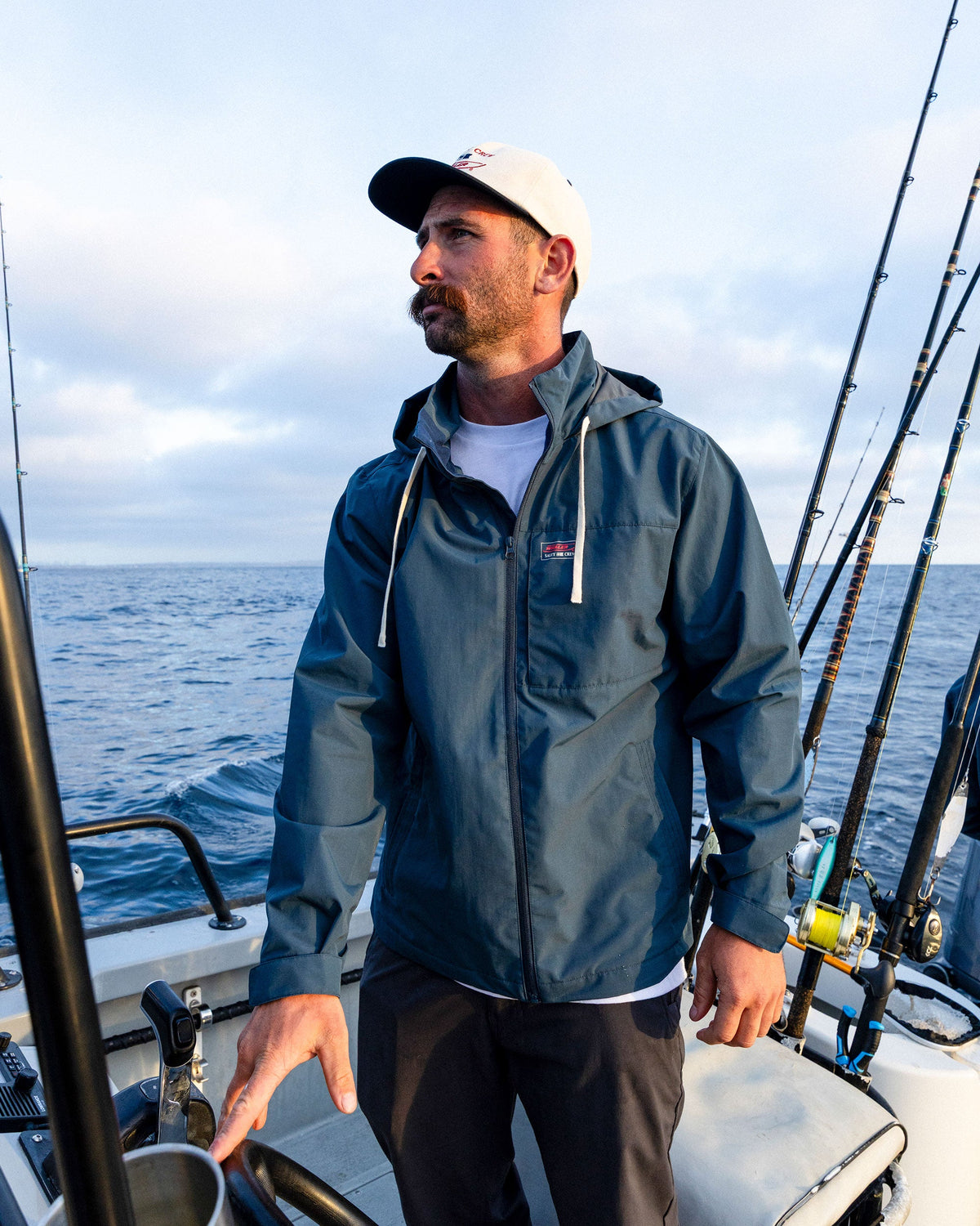WHALER WINDBREAKER - Navy | Salty Crew