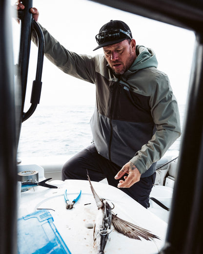 LONG RANGE JACKET - Iron | Salty Crew