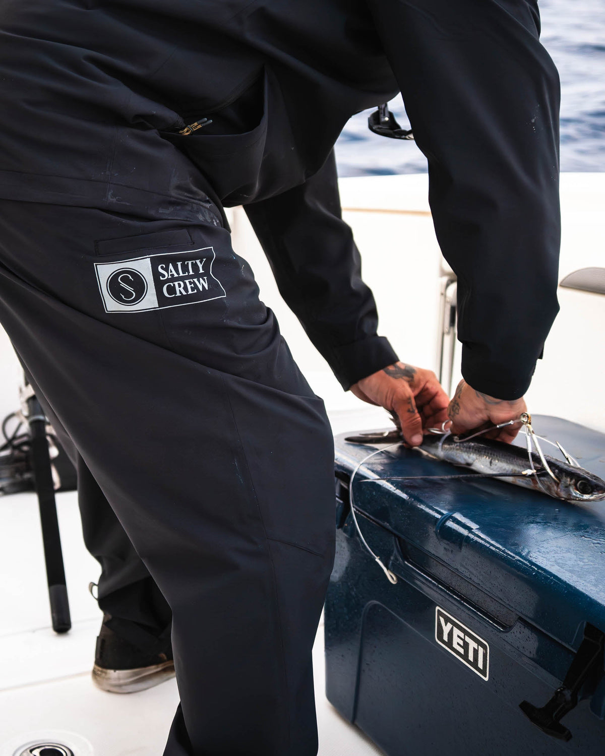 LONG RANGE BIB - Black | Salty Crew