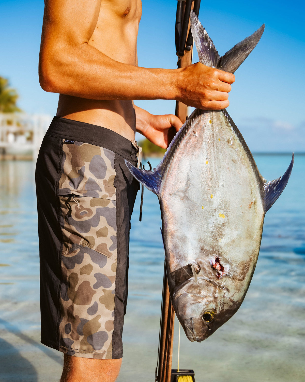 FLAGSHIP BOARDSHORT - Sand Camo | Salty Crew