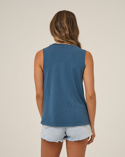 OMBRE WAVE MUSCLE TANK - Midnight Navy | Salty Crew