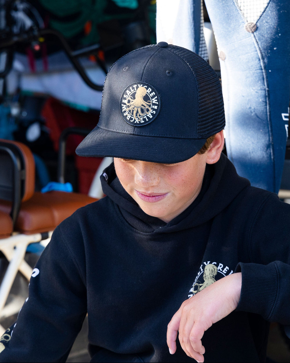 TENTACLES BOYS RETRO TRUCKER - Black | Salty Crew