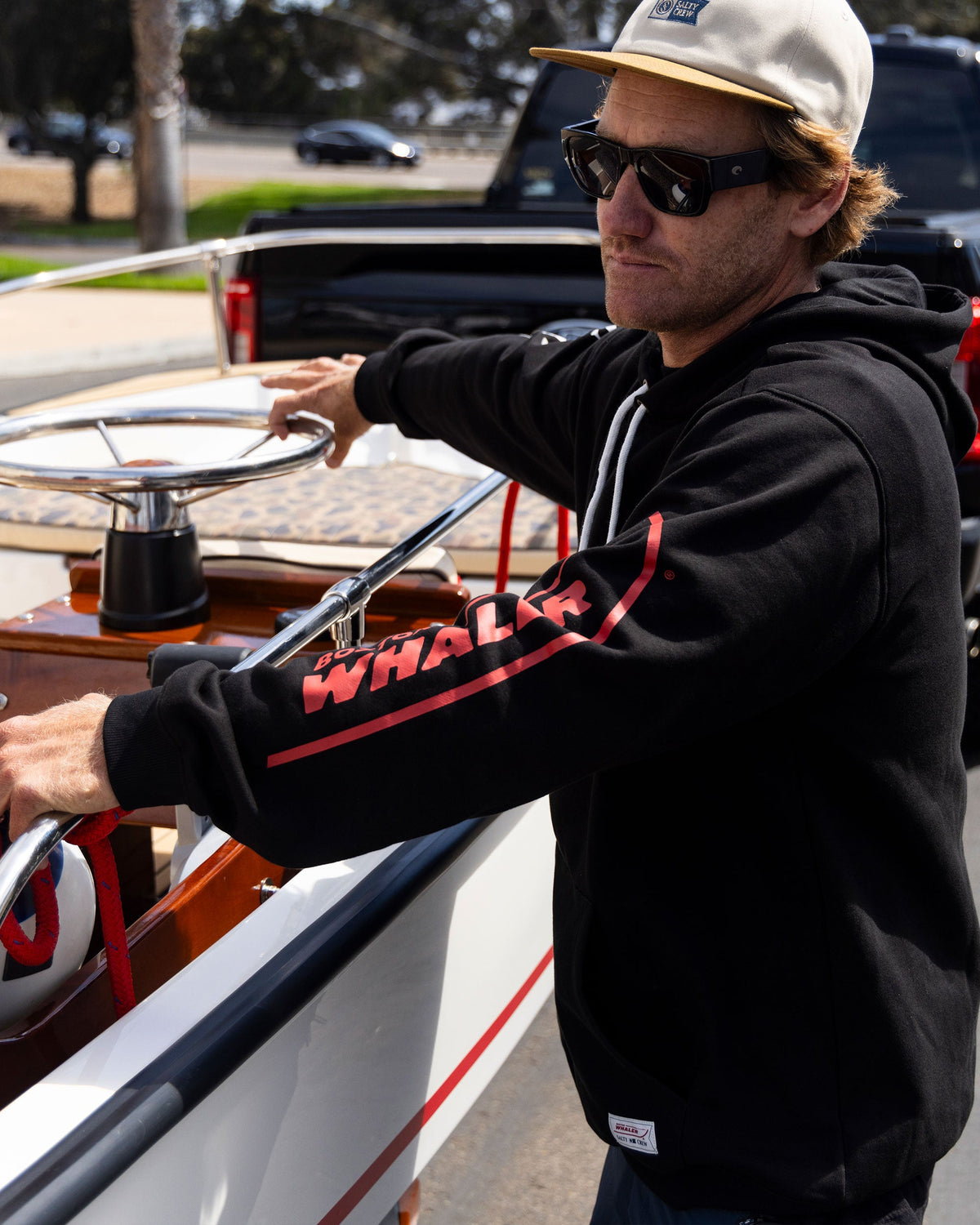 WHALER ICON FLEECE - Black | Salty Crew