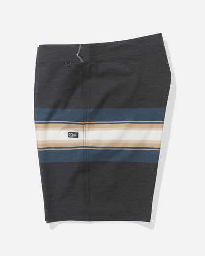 CREW STRIPE BOARDSHORT - Pirate Black | Salty Crew
