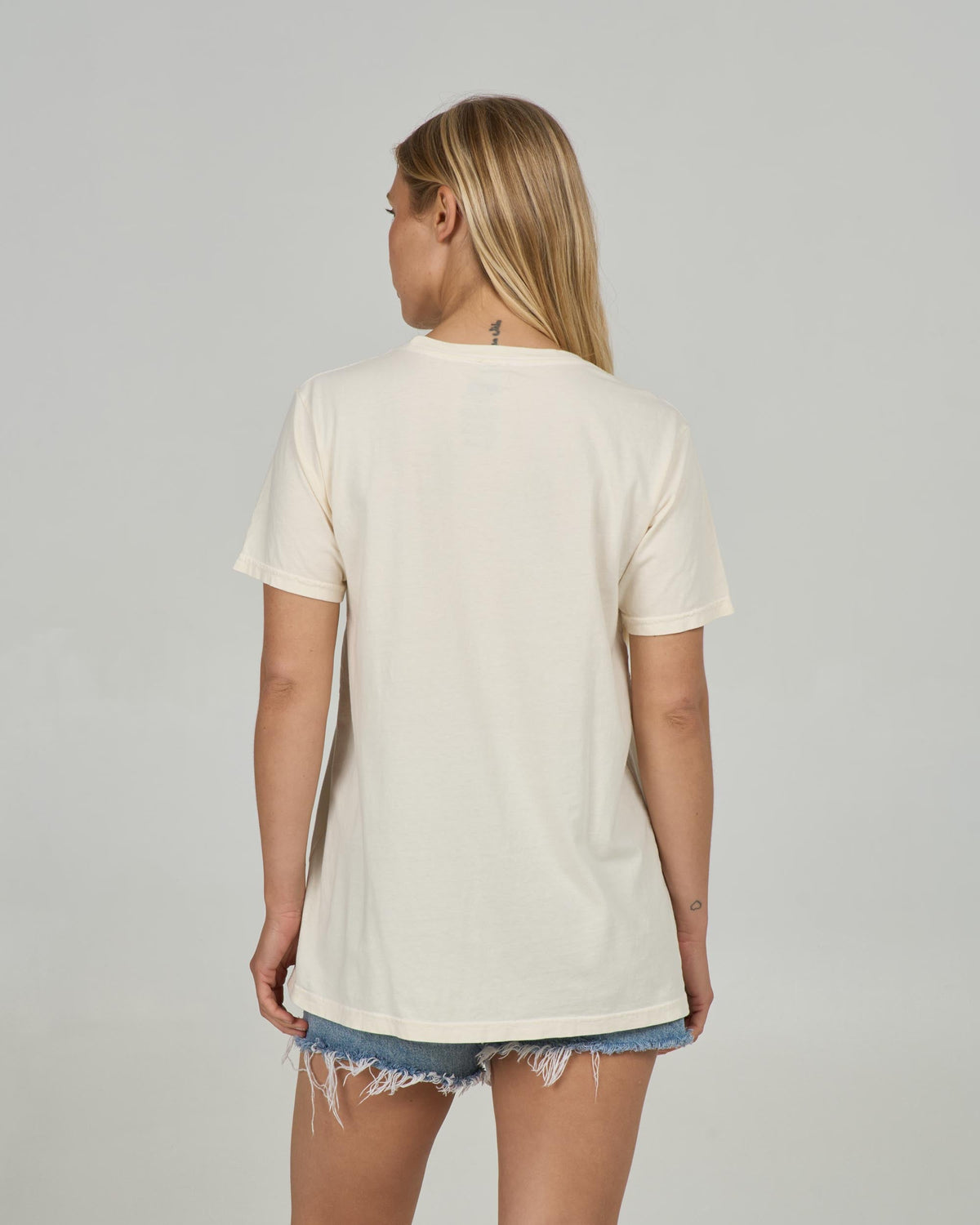 VACATION B.F. TEE - Off White | Salty Crew