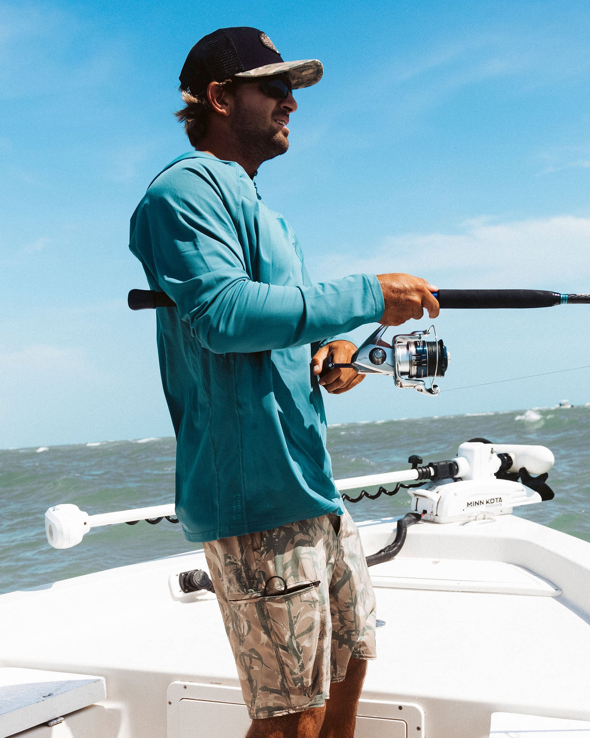 APEX PERFORATED SUNSHIRT - Hydro | Salty Crew